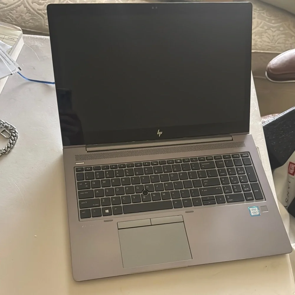 HP Silver Laptop